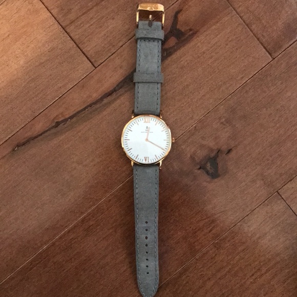 Watch - Picture 4 of 7